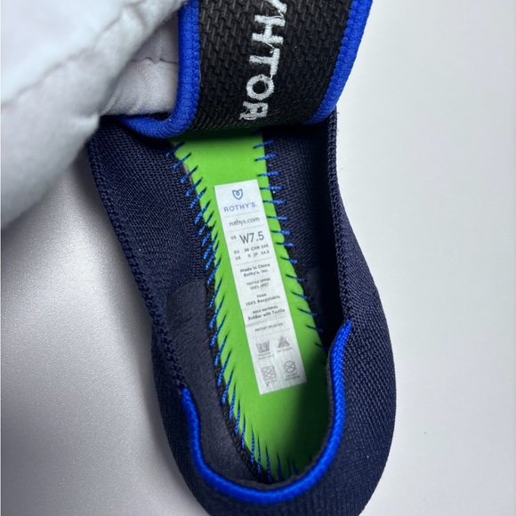 Rothy’s The Point Navy Slip On Knit Washable Classic Ballerina Flats Size 7.5 - Picture 6 of 7